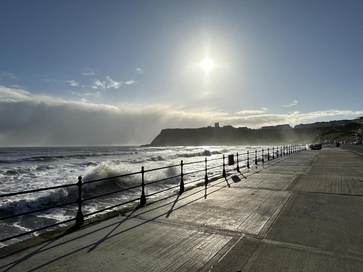 Azure Beach House Filey Exterior foto